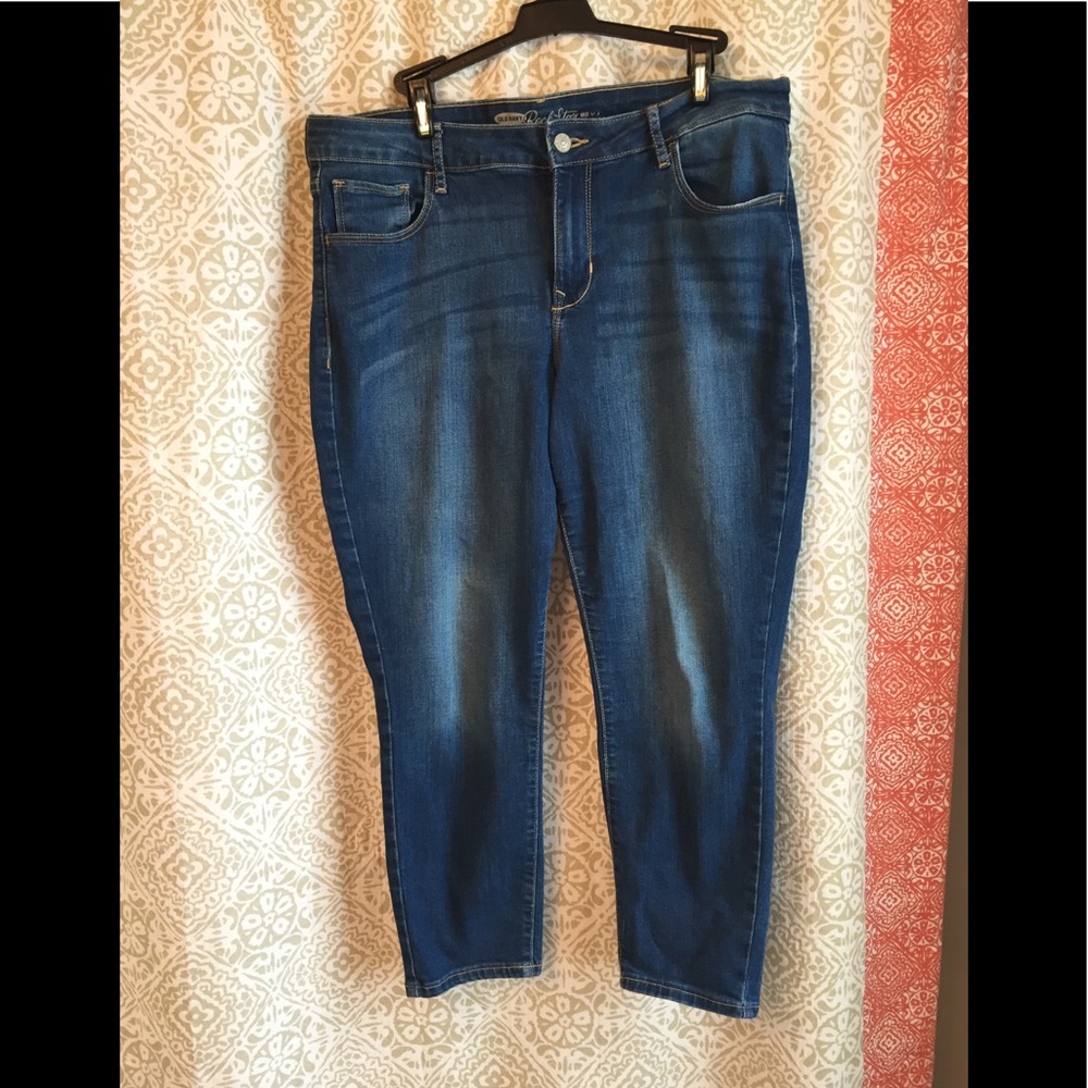 Old navy rockstar ankle crop jegging